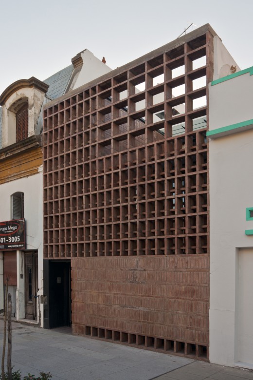 El cuerpo de la arquitectura: La vivienda parlante