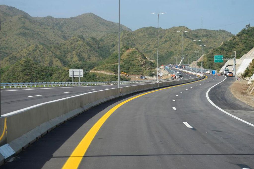 Ofertas para construir la Alternativa Ruta 5 que unirá Alta Gracia con Villa Ciudad América $1.450M